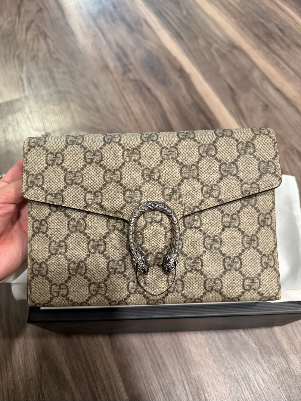 Gucci Dionysus GG Supreme wallet on Chain Crossbody Bag - Picture 7 of 16